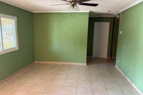 House in Winter Haven, Florida 3 bedrooms, 115.57 sq.m. № 1879329 - photo 3