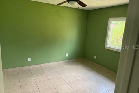 House in Winter Haven, Florida 3 bedrooms, 115.57 sq.m. № 1879329 - photo 8
