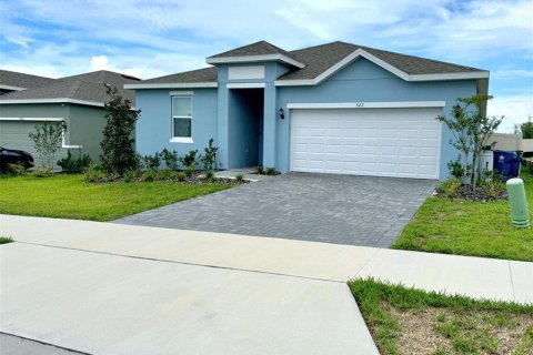 House in Haines City, Florida 4 bedrooms, 164.99 sq.m. № 1844684 - photo 1
