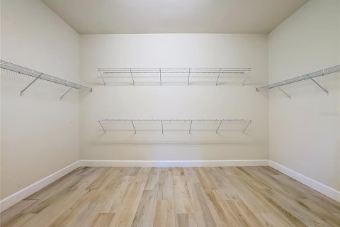 Villa ou maison à louer à Bradenton, Floride: 4 chambres, 297.47 m2 № 2399513 - photo 22