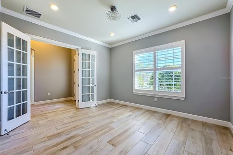 Villa ou maison à louer à Bradenton, Floride: 4 chambres, 297.47 m2 № 2399513 - photo 2
