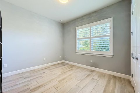 Villa ou maison à louer à Bradenton, Floride: 4 chambres, 297.47 m2 № 2399513 - photo 23