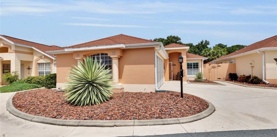 Casa en Lady Lake, Florida 2 dormitorios, 116.59 m2 № 1843509