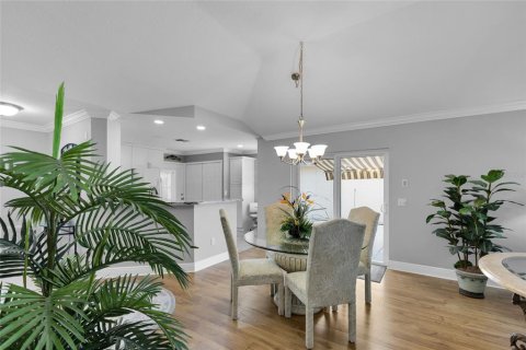 Casa en venta en Lady Lake, Florida, 2 dormitorios, 116.59 m2 № 1843509 - foto 6