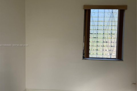 Casa en alquiler en North Miami, Florida, 3 dormitorios, 120.68 m2 № 2031852 - foto 15