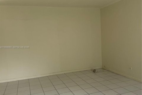 Casa en alquiler en North Miami, Florida, 3 dormitorios, 120.68 m2 № 2031852 - foto 19