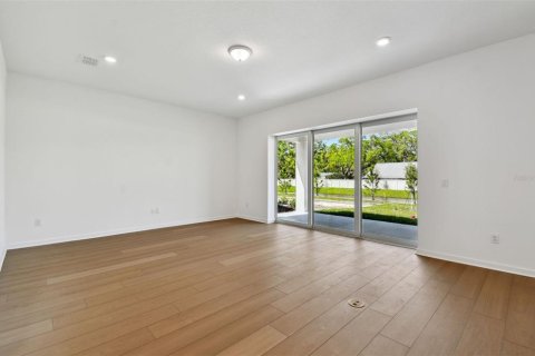 House in Riverview, Florida 5 bedrooms, 332.13 sq.m. № 1547341 - photo 28