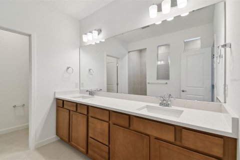 House in Riverview, Florida 5 bedrooms, 332.13 sq.m. № 1547341 - photo 8