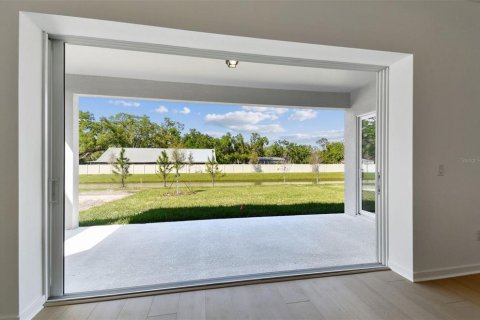 House in Riverview, Florida 5 bedrooms, 332.13 sq.m. № 1547341 - photo 17
