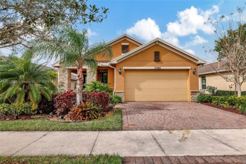 Casa en venta en Port St. Lucie, Florida, 2 dormitorios, 162.39 m2 № 1701819 - foto 1
