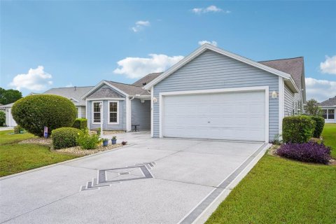 Villa ou maison à vendre à The Villages, Floride: 3 chambres, 203.64 m2 № 2314550 - photo 2