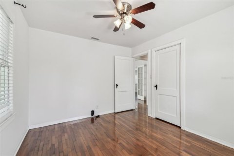Casa en venta en Tampa, Florida, 2 dormitorios, 99.78 m2 № 1780687 - foto 25