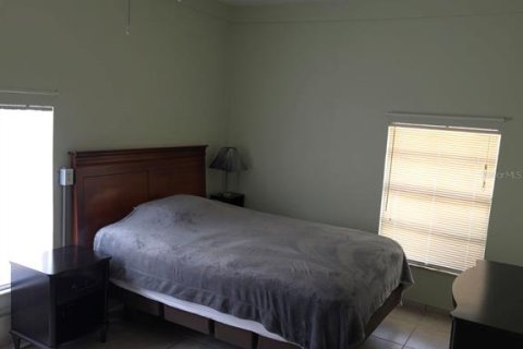 House in Clermont, Florida 3 bedrooms, 98.38 sq.m. № 2139398 - photo 15