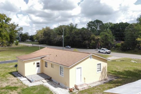 House in Clermont, Florida 3 bedrooms, 98.38 sq.m. № 2139398 - photo 6