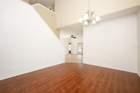 Villa ou maison à vendre à Orlando, Floride: 3 chambres, 205.69 m2 № 2235372 - photo 11