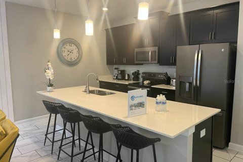 Adosado en venta en Kissimmee, Florida, 4 dormitorios, 177.81 m2 № 1533987 - foto 22