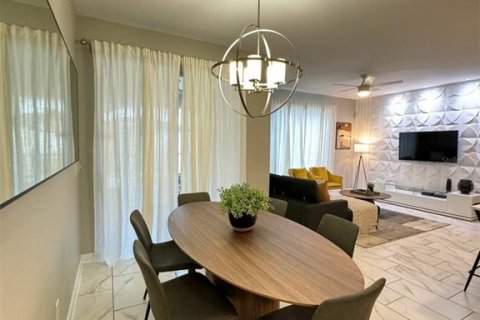Adosado en venta en Kissimmee, Florida, 4 dormitorios, 177.81 m2 № 1533987 - foto 19