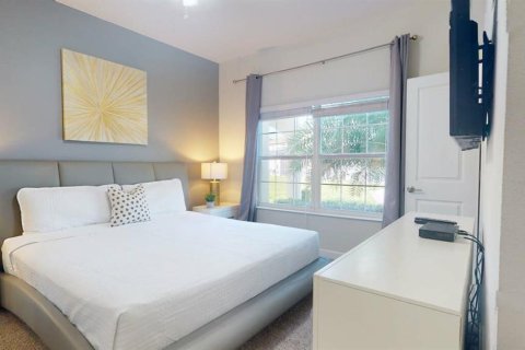 Adosado en venta en Kissimmee, Florida, 4 dormitorios, 177.81 m2 № 1533987 - foto 6
