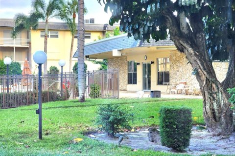 Copropriété à vendre à Lauderhill, Floride: 2 chambres, 80.82 m2 № 1937230 - photo 29