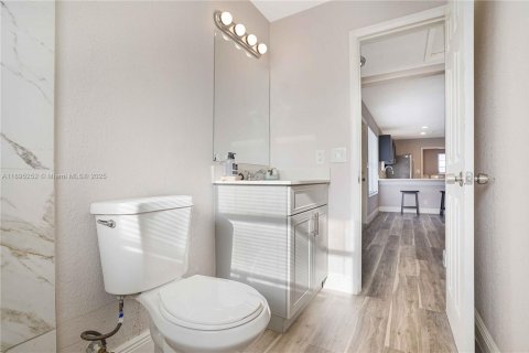 Villa ou maison à vendre à Fort Lauderdale, Floride: 4 chambres № 1947580 - photo 16