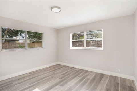 Villa ou maison à vendre à Fort Lauderdale, Floride: 4 chambres № 1947580 - photo 13