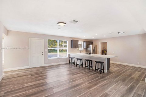 Villa ou maison à vendre à Fort Lauderdale, Floride: 4 chambres № 1947580 - photo 6