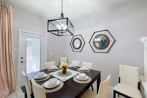 Adosado en venta en Davenport, Florida, 5 dormitorios, 213.02 m2 № 2202313 - foto 17