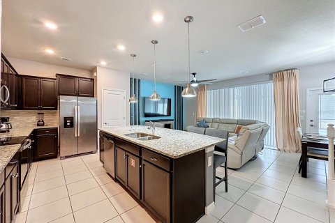 Adosado en venta en Davenport, Florida, 5 dormitorios, 213.02 m2 № 2202313 - foto 10