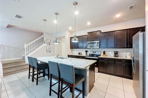 Adosado en venta en Davenport, Florida, 5 dormitorios, 213.02 m2 № 2202313 - foto 15