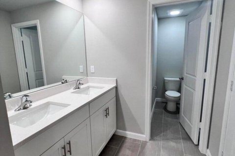 Купить таунхаус в Дженсен-Бич, Флорида 3 комнаты, 167.6м2, № 2147125 - фото 22