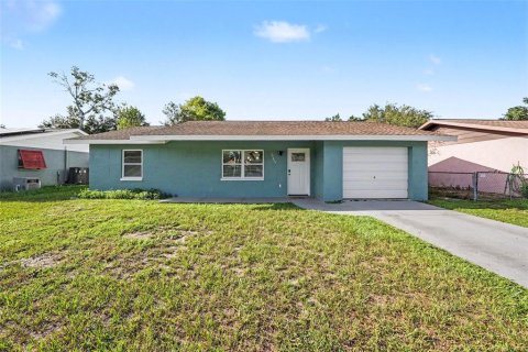 House in Zephyrhills, Florida 4 bedrooms, 200.2 sq.m. № 2229853