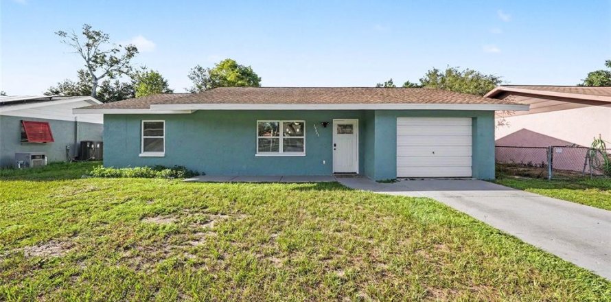 Villa ou maison à Zephyrhills, Floride 4 chambres, 200.2 m2 № 2229853