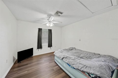 Villa ou maison à vendre à Zephyrhills, Floride: 4 chambres, 200.2 m2 № 2229853 - photo 22