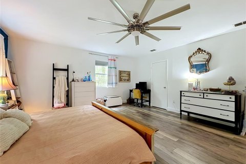 Villa ou maison à vendre à Keystone Heights, Floride: 4 chambres, 191.19 m2 № 2389403 - photo 19