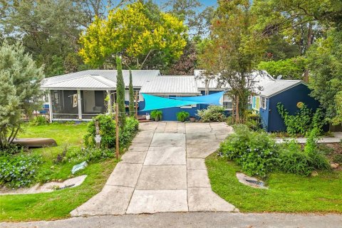 Villa ou maison à Keystone Heights, Floride 4 chambres, 191.19 m2 № 2389403