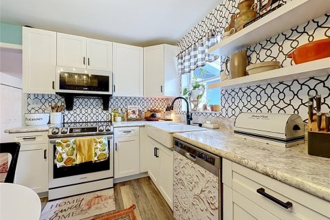 Villa ou maison à vendre à Keystone Heights, Floride: 4 chambres, 191.19 m2 № 2389403 - photo 15