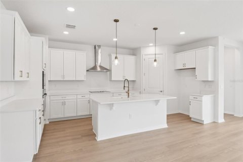 Casa en venta en New Port Richey, Florida, 4 dormitorios, 192.4 m2 № 1688439 - foto 7