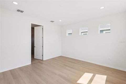Casa en venta en New Port Richey, Florida, 4 dormitorios, 192.4 m2 № 1688439 - foto 23