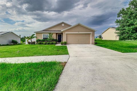 Casa en alquiler en Haines City, Florida, 3 dormitorios, 121.24 m2 № 1362071 - foto 2