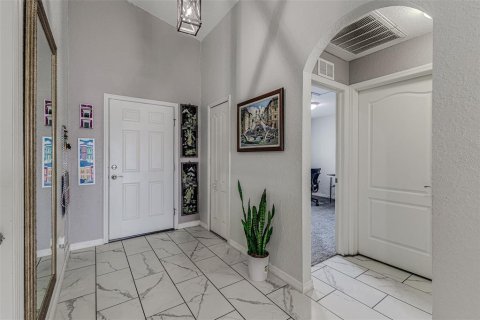 Casa en alquiler en Haines City, Florida, 3 dormitorios, 121.24 m2 № 1362071 - foto 9