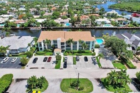 Condo in Fort Lauderdale, Florida, 2 bedrooms  № 2278267