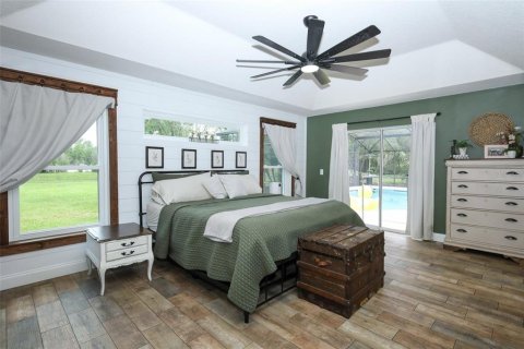 House in Oviedo, Florida 5 bedrooms, 240.9 sq.m. № 2149378 - photo 17