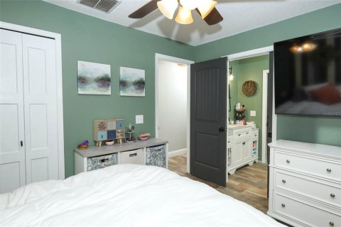 House in Oviedo, Florida 5 bedrooms, 240.9 sq.m. № 2149378 - photo 26