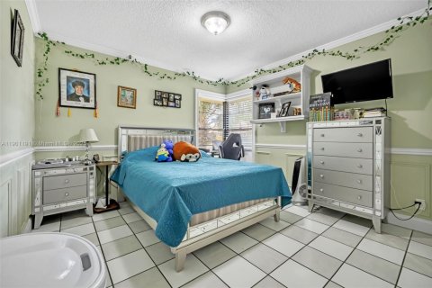 House in Sunrise, Florida 3 bedrooms № 1951518 - photo 11