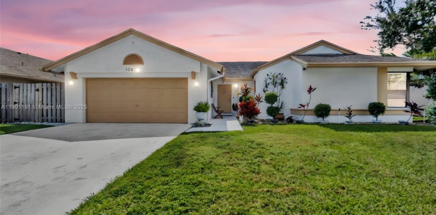 House in Sunrise, Florida 3 bedrooms № 1951518