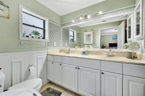 House in Sunrise, Florida 3 bedrooms № 1951518 - photo 16