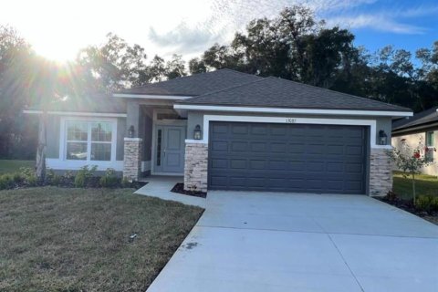 Villa ou maison à louer à Dade City, Floride: 4 chambres, 168.62 m2 № 2436767 - photo 5
