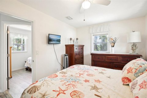 House in Weeki Wachee, Florida 2 bedrooms, 74.32 sq.m. № 1884991 - photo 26