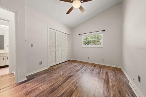 House in Clearwater, Florida 2 bedrooms, 143.72 sq.m. № 2218829 - photo 24