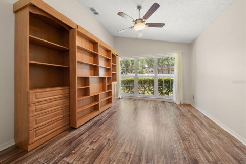 House in Clearwater, Florida 2 bedrooms, 143.72 sq.m. № 2218829 - photo 10